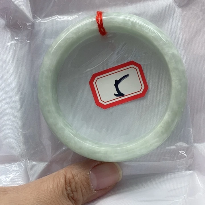 清***阳翡翠未镶嵌手镯翡翠
