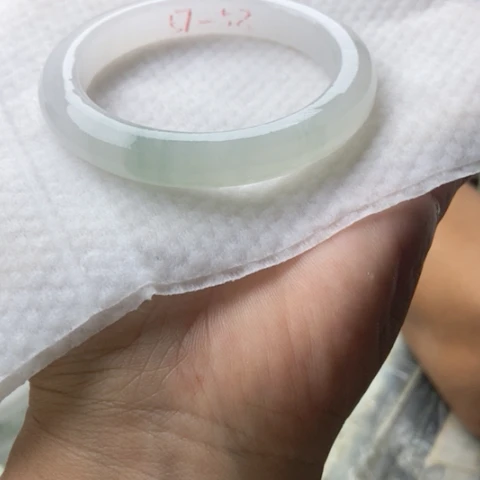 育***姐石英质玉（金丝玉）未镶嵌手镯加工定制