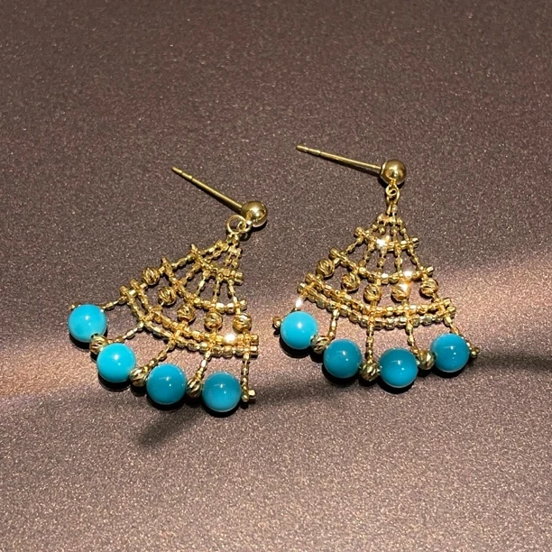 18k美松伞形镂空时尚百搭耳钉（约卡3.8mm）