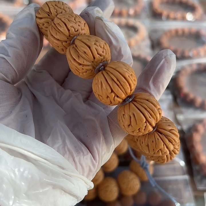 文玩核桃手串野生桃核