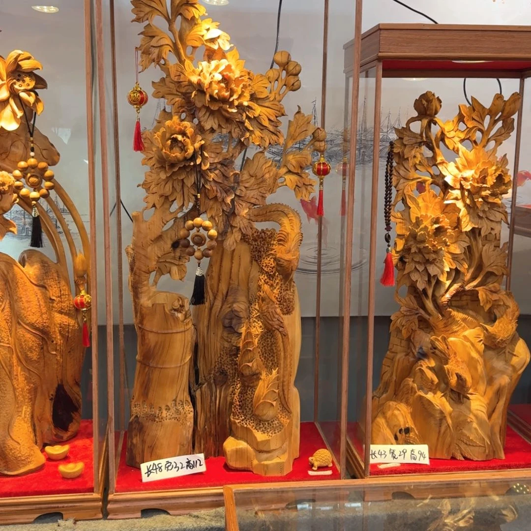 甘***愿柏木（崖柏）木雕款