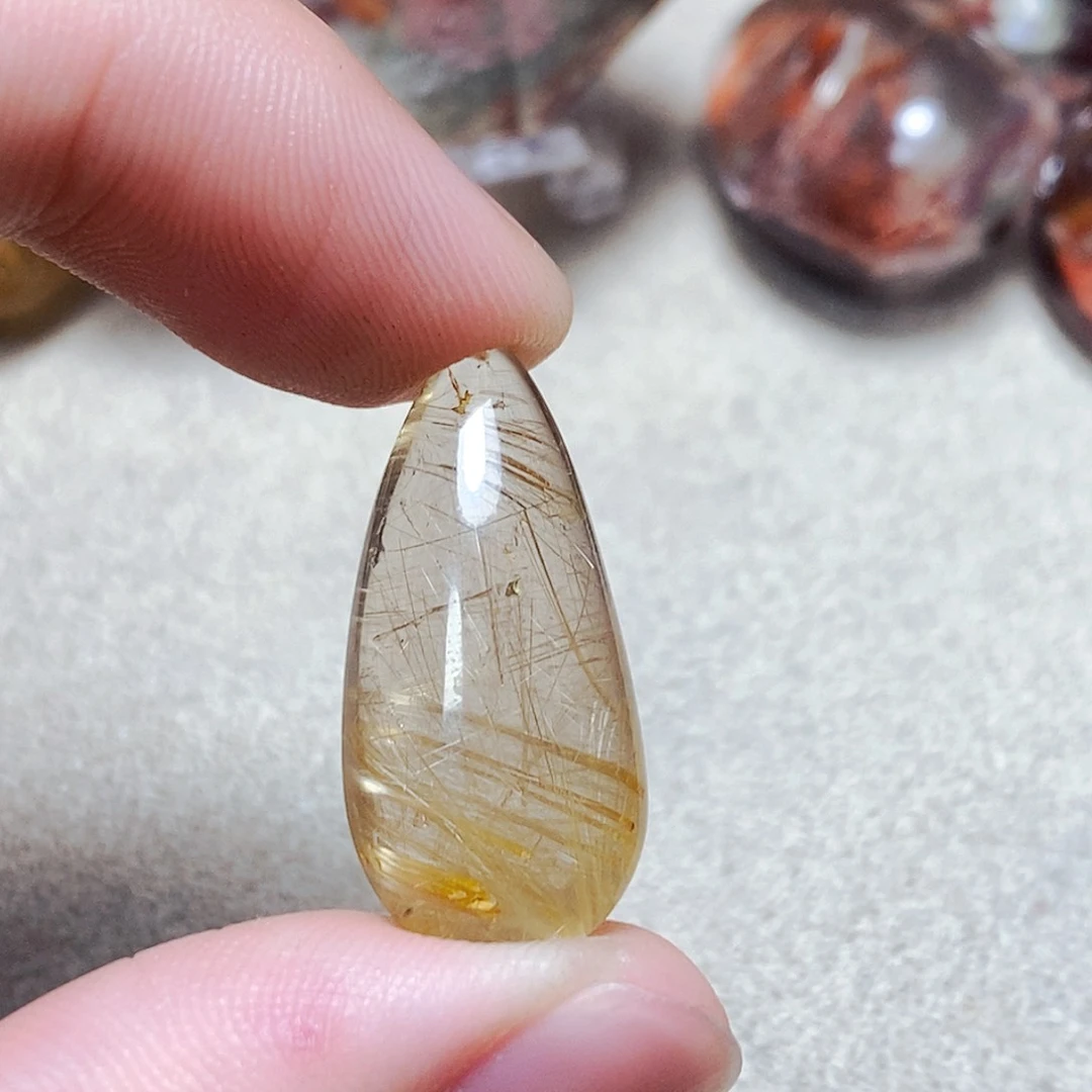 水晶颈饰未镶嵌回