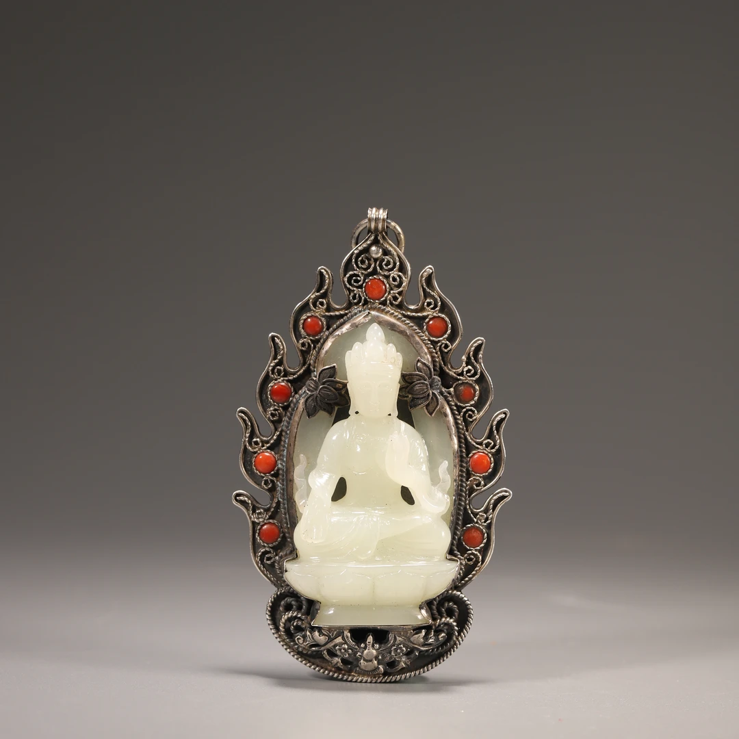 Lot38银镶和田白玉佛挂坠