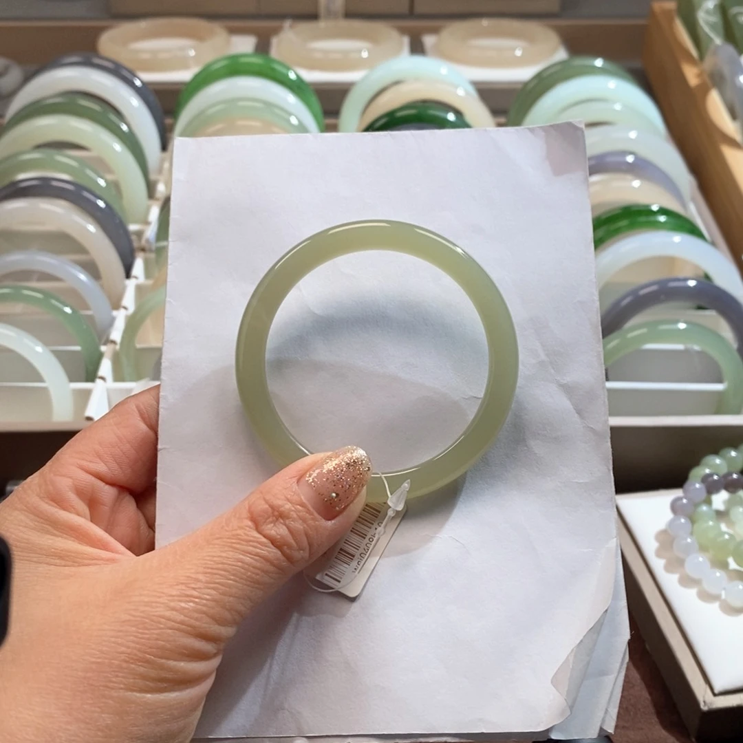 和田玉手镯未镶嵌晴水美人条51.52