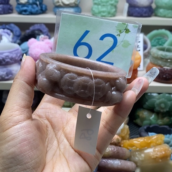 未镶嵌手镯石英岩玉