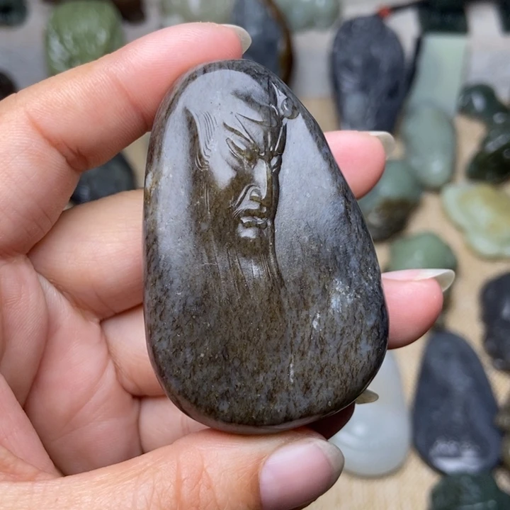 和田玉未镶嵌颈饰有棉