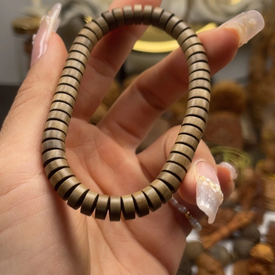 檀香木n****?老山檀香老山檀香