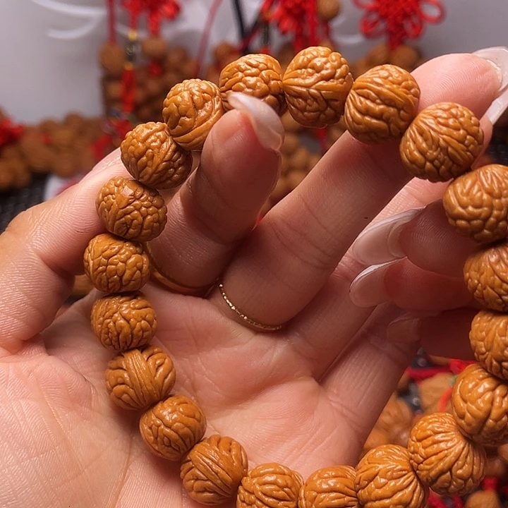 纯***道木质类龙纹桃枭挂件