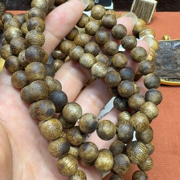 大叶紫檀（黑酸枝木类）