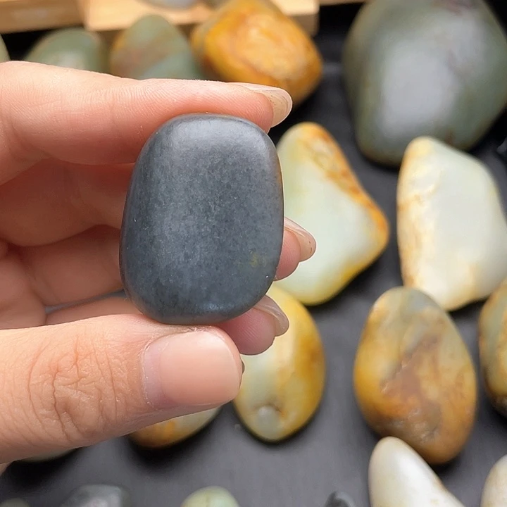 颈饰未镶嵌和田玉19