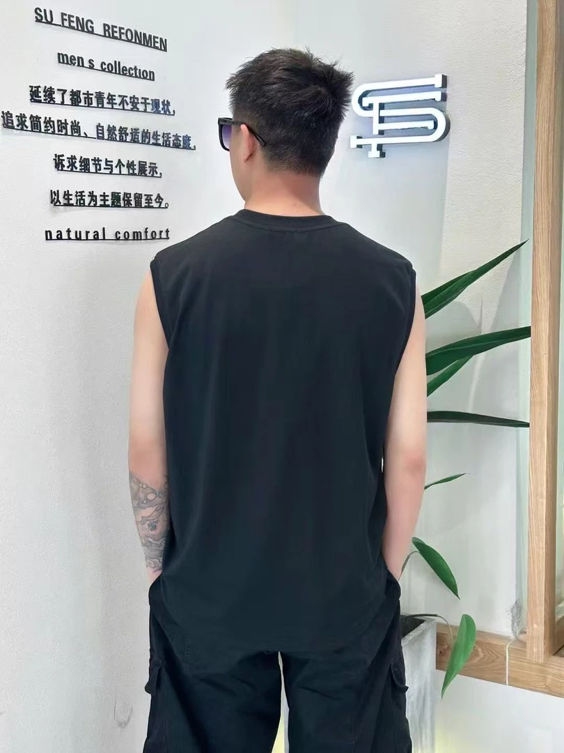 86225210素风男士舒适时尚简约青年个性无袖运动健身宽松功能坎肩