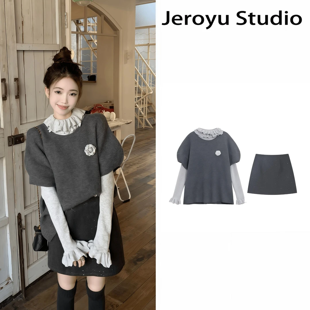 千金感穿搭灰色针织斗篷马甲背心女早秋2025新款短款叠穿马夹外穿