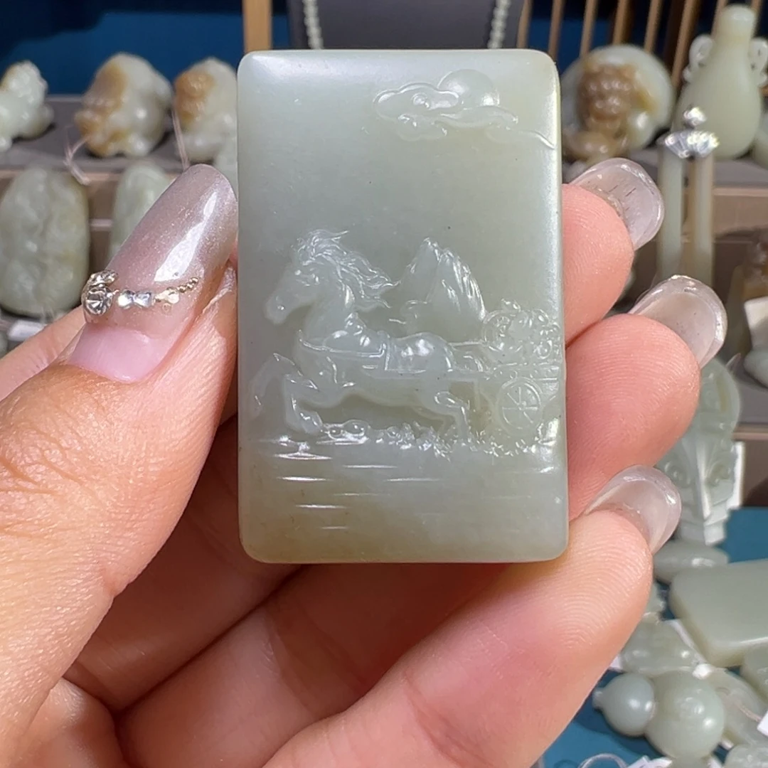 和田玉（糖玉）未镶嵌颈饰