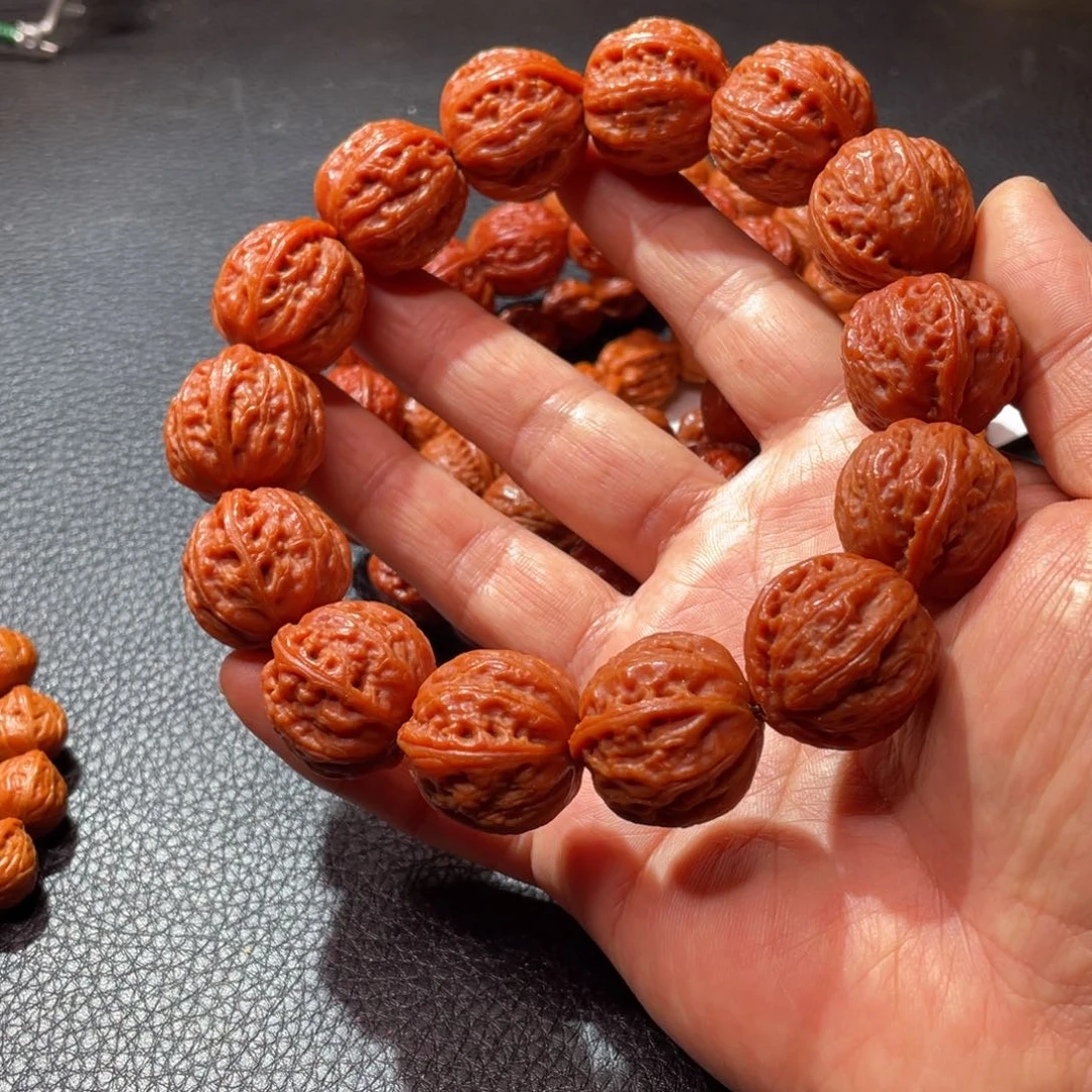 手串文玩核桃新年愿望