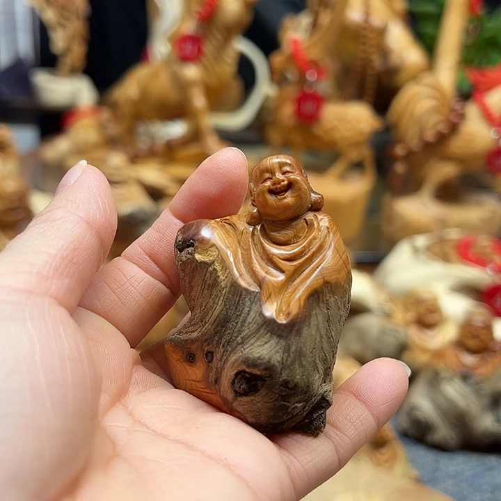 无事牌非洲檀香崖柏摆件