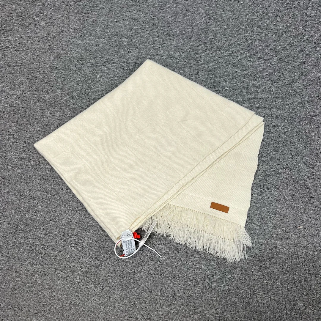 99新 Hermes/爱马仕 Hermes 爱马仕 Rayee 大H 山羊绒围巾 99新