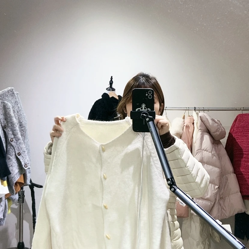 【闪购商品】米色开衫