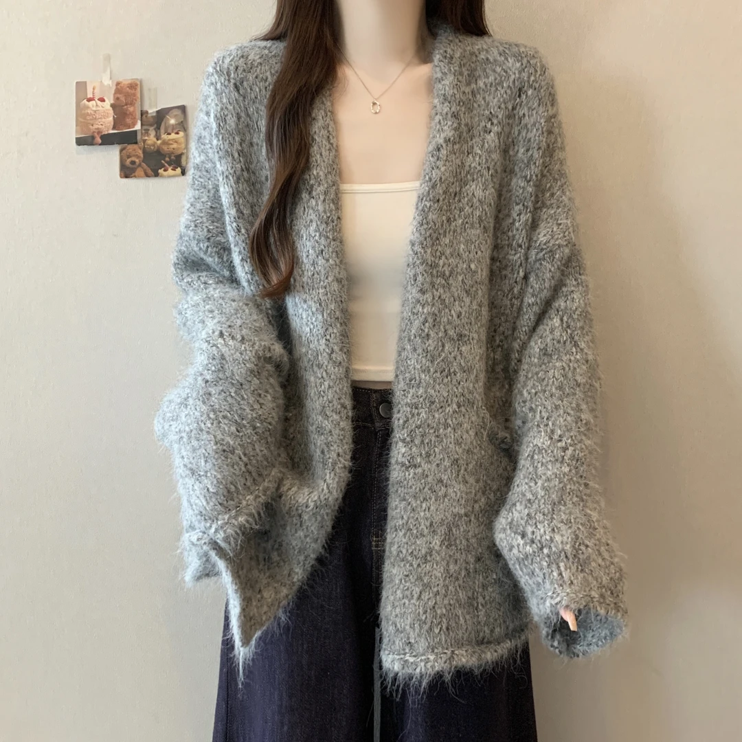 秋冬2025新款高级宽松紫色毛衣外套大码女装胖mm长袖针织开衫上衣