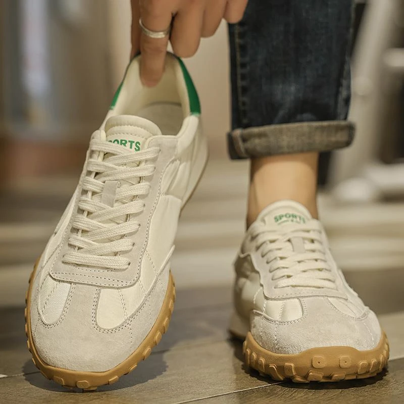 2025新款夏季低帮百搭时尚鞋子男士休闲简约板鞋轻便透气系带男鞋