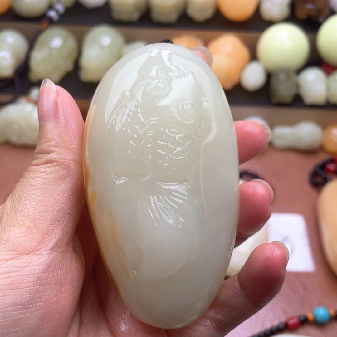 龙***哥石材天然古青石手把件