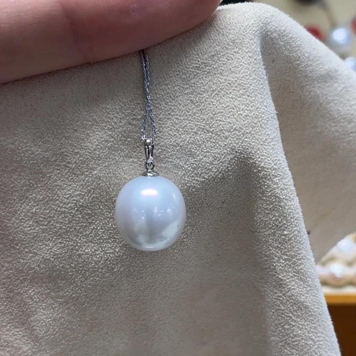 颈饰海水珍珠18K金镶嵌澳白 12-13mm 68号