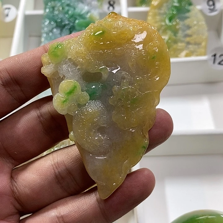 翡翠未镶嵌颈饰龙****.11111
