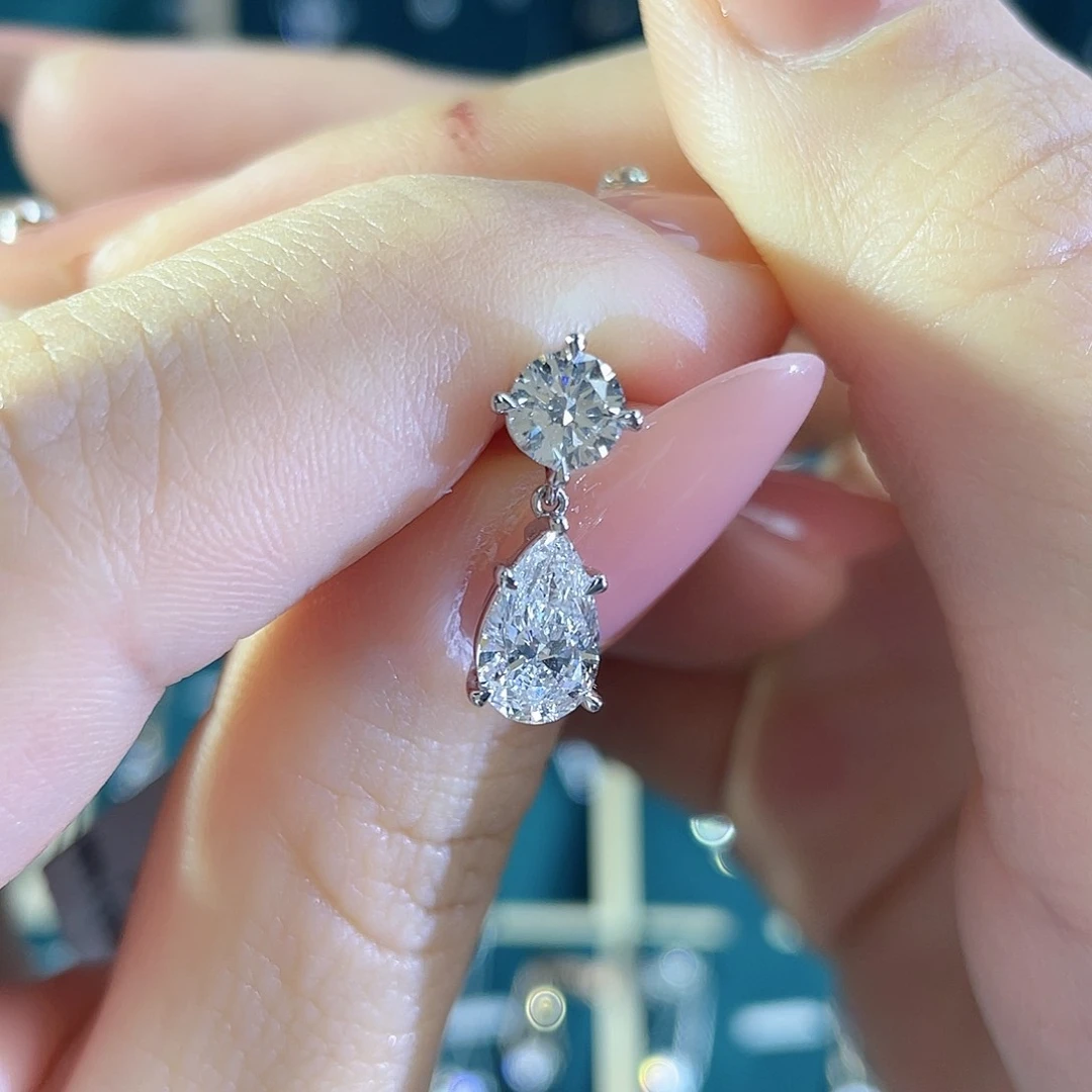 实验室培育钻石铂Pt950镶嵌双石水滴钻石耳坠3克拉