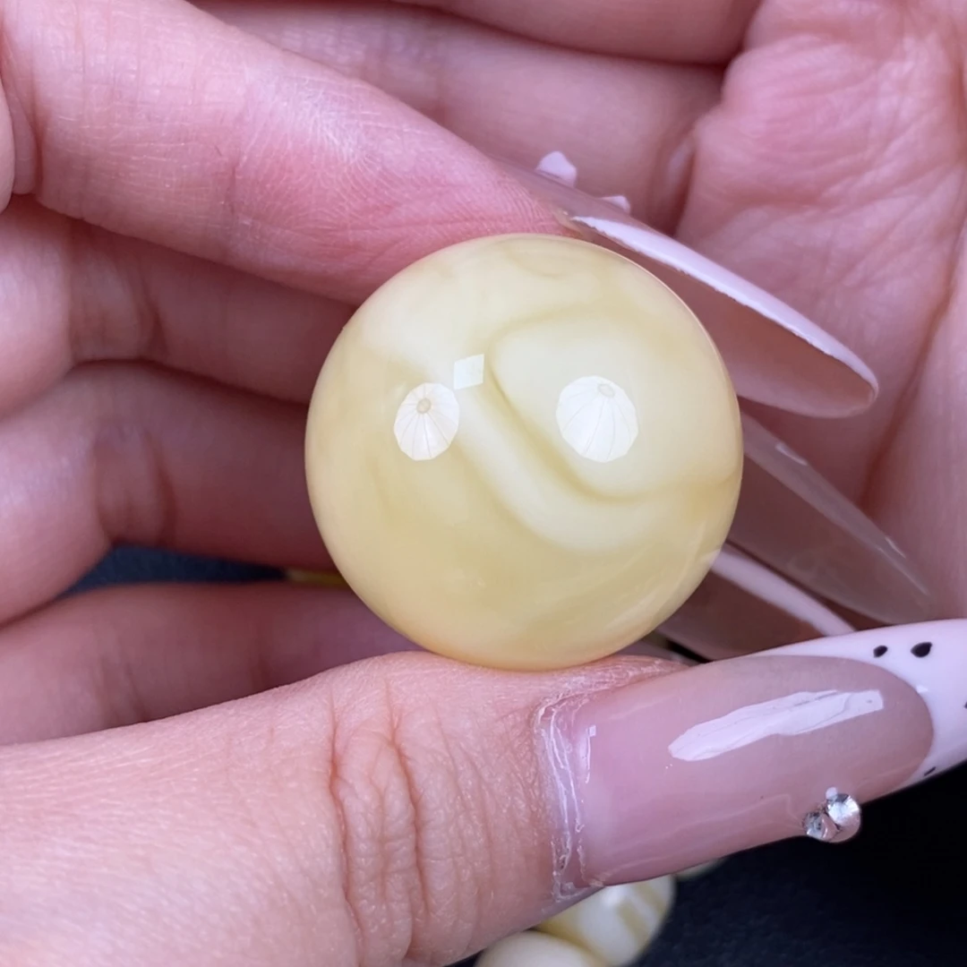 琥珀未镶嵌珠宝奇石155