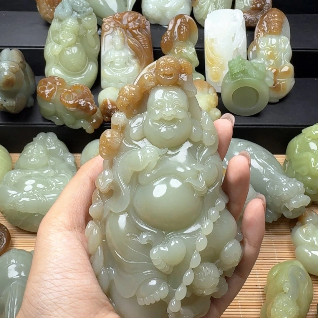 麒***哥和田玉未镶嵌摆件