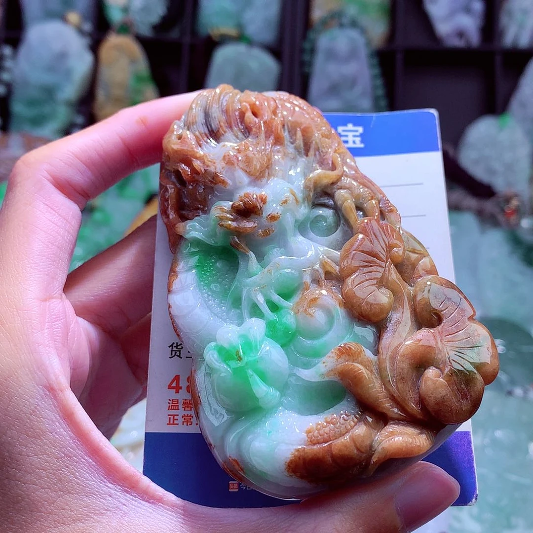 颈饰未镶嵌翡翠天然