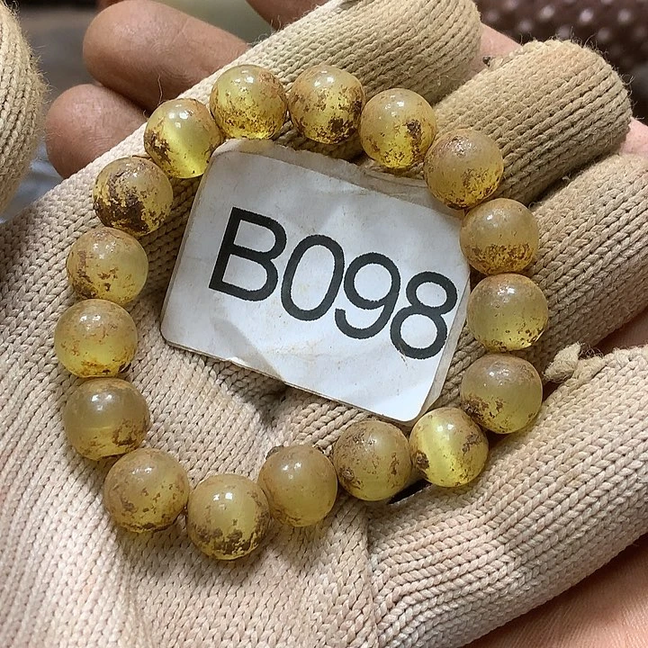 未镶嵌和田玉挂件通