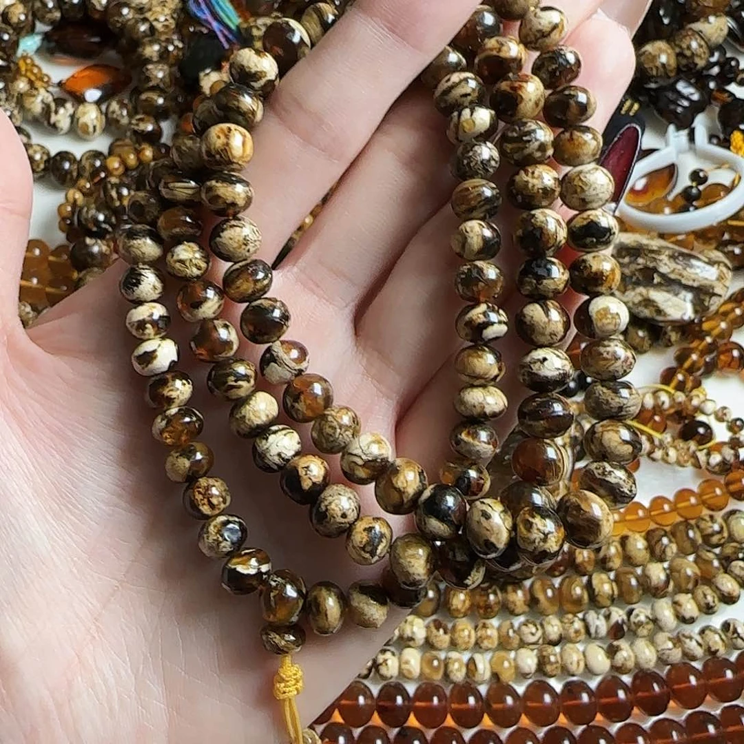 琥珀耳饰未镶嵌D**g抚顺琥珀