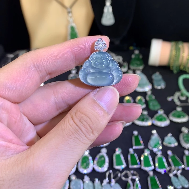 颈饰银S925镶嵌翡翠