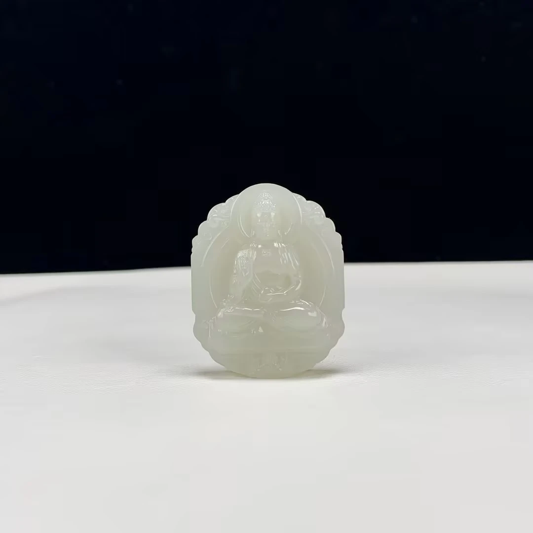 【豫人豫品】和田玉吊坠白晴大日如来h644
