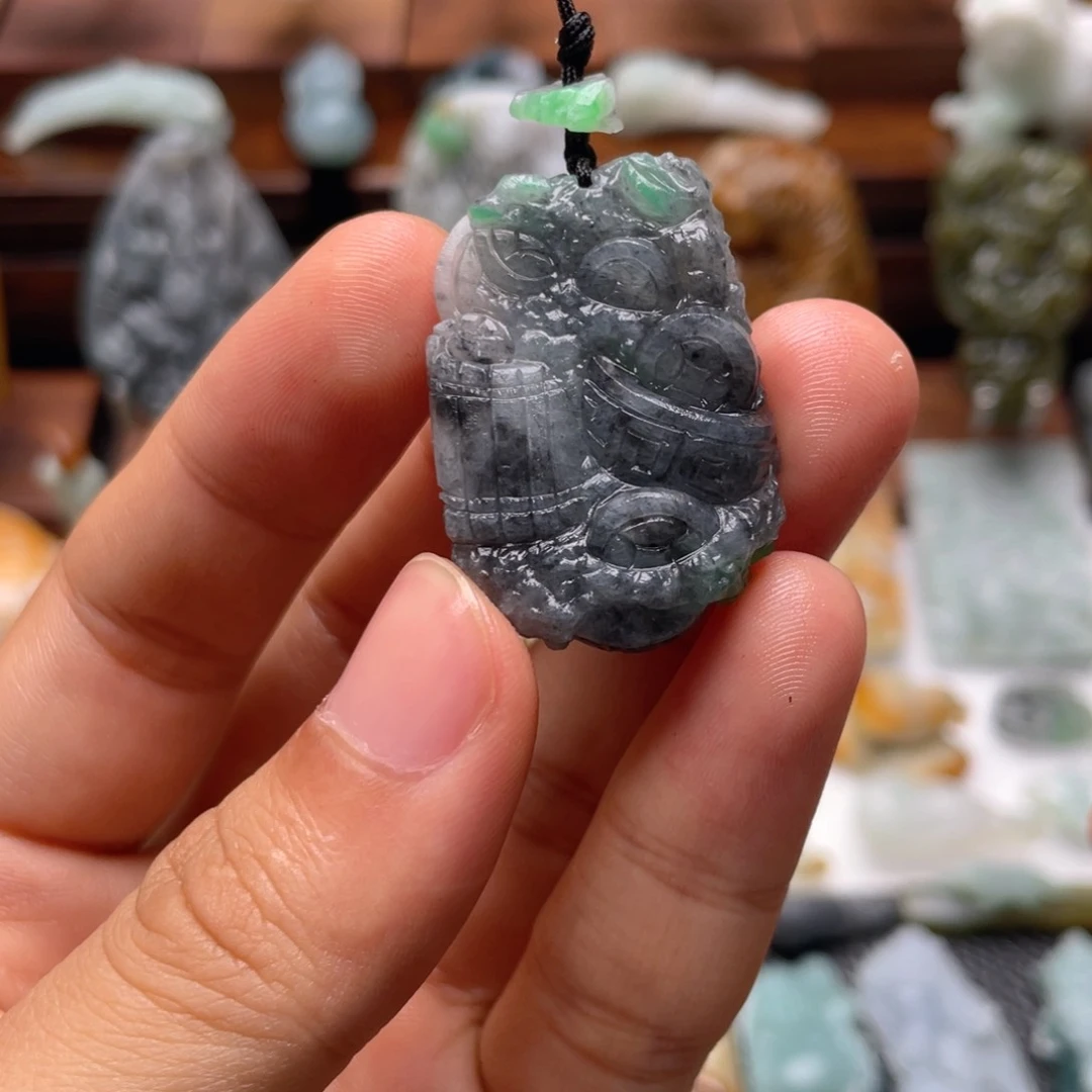 定制翡翠未镶嵌翡翠