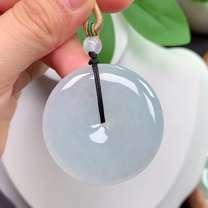 翡翠未镶嵌颈饰平安扣 38.7x6.4mm