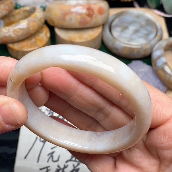 硅化珊瑚（珊瑚玉）手镯未镶嵌57.7
