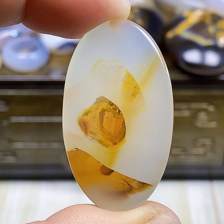 未镶嵌颈饰玛瑙/玉髓