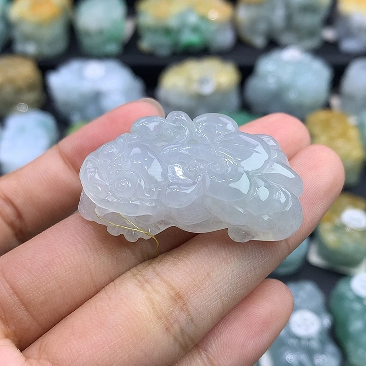 翡翠未镶嵌颈饰天然缅甸翡翠