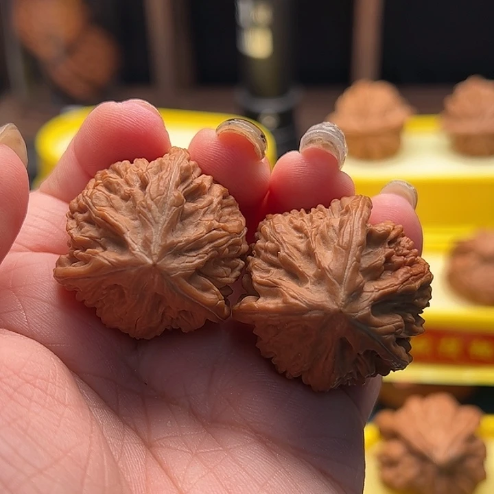 文玩核桃吊坠御龙粗筋三棱 全品