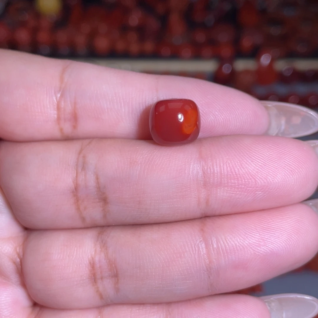 未镶嵌瓦西老型卡10南红玛瑙