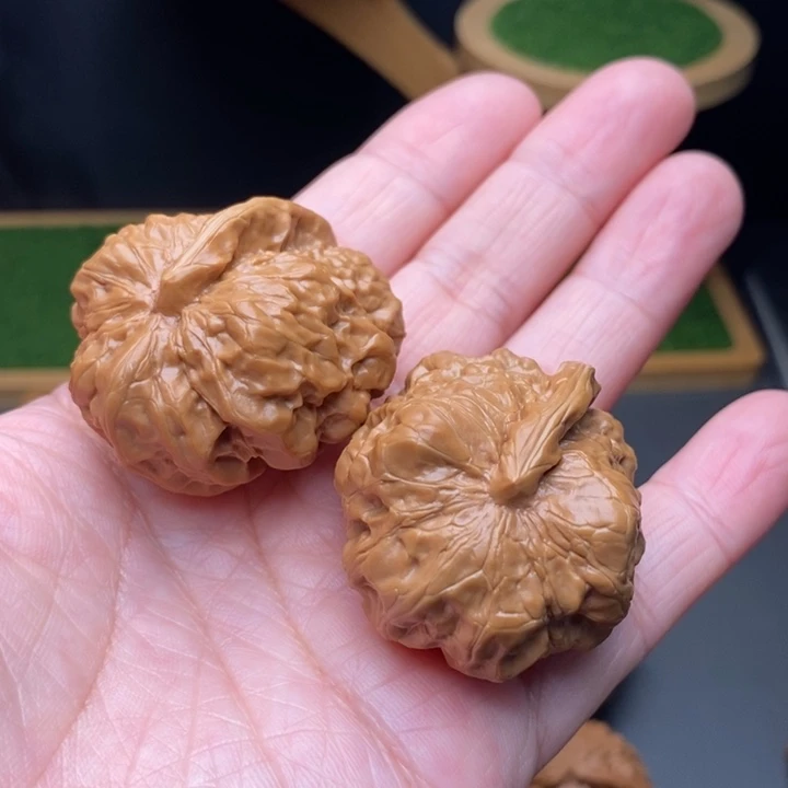 文玩核桃把件一***。一帆风顺41