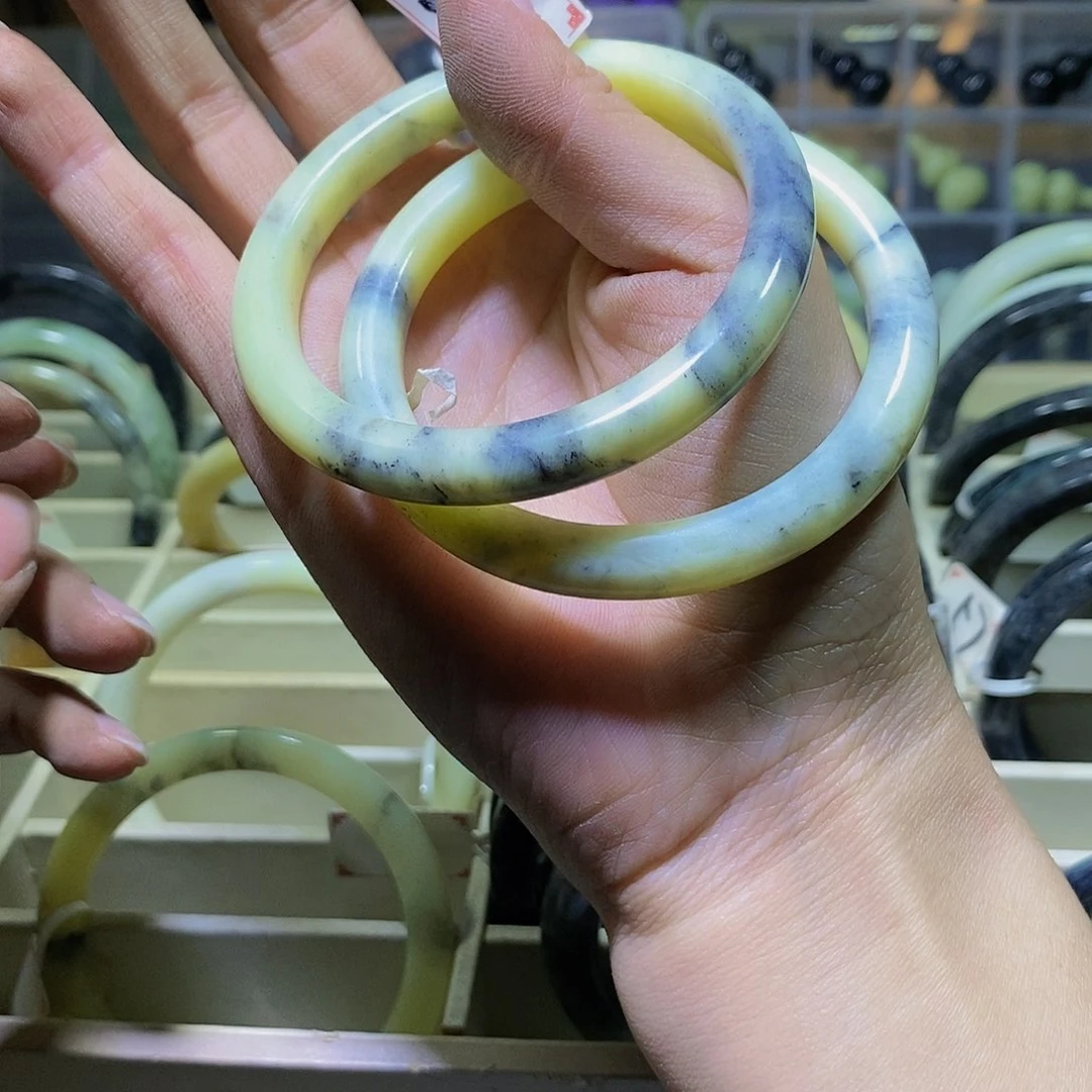 蛇纹石玉未镶嵌其他169