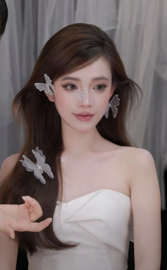 喜看原创高级仙气蝴蝶结侧边夹新娘头饰