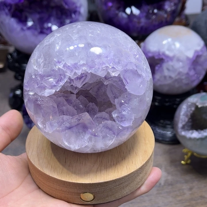 紫晶摆件未镶嵌悠***贝