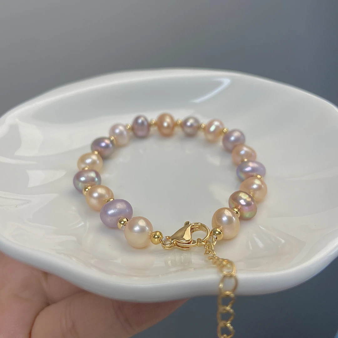 703 彩色椭圆隔珠珍珠手链6-7mm 极微天然生长纹可刮粉可调节