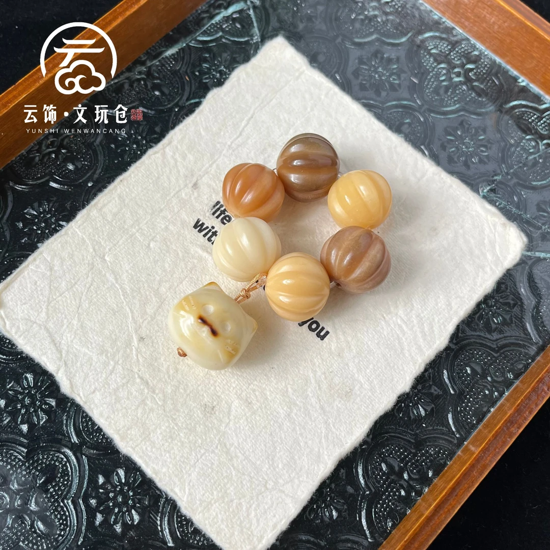 岩芝20mm  菩提根风化雕刻京八棱形手捻手把件  CP023-1355