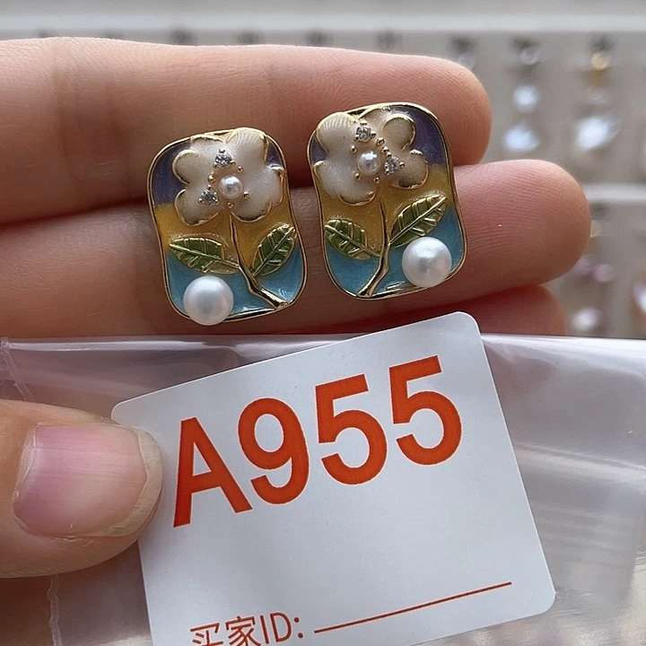 未镶嵌天然珍珠。  漏 漏 漏淡水珍珠