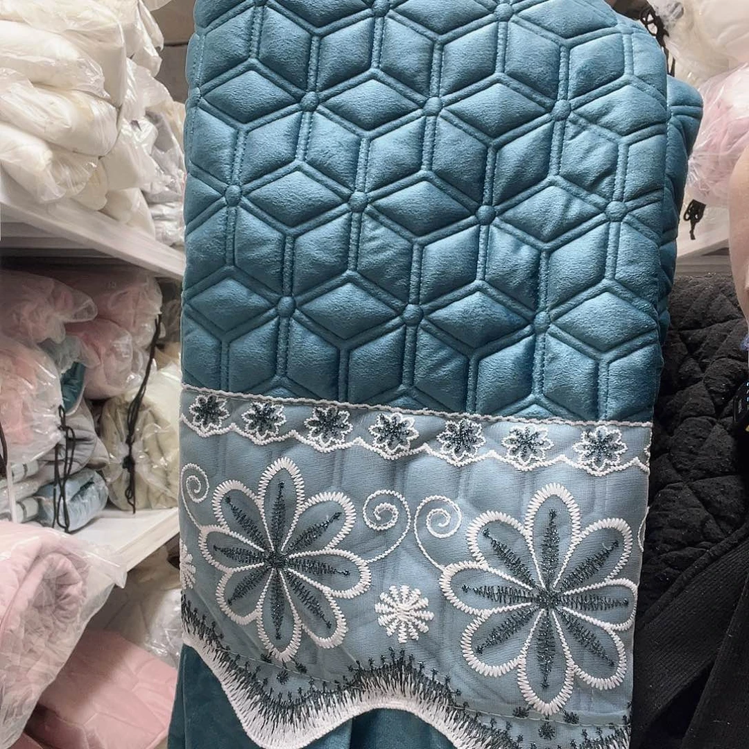 雪尼尔聚酯纤维快乐大本营在这里是什么