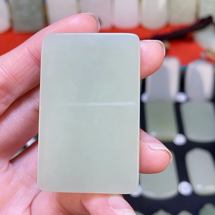 【闪购商品】颈饰未镶嵌和田玉